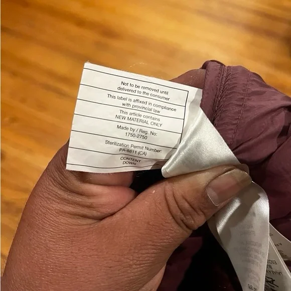 PATAGONIA Women's ALPLIGHT DOWN JACKET Dark Ruby Size LARGE - Picture 8 of 14